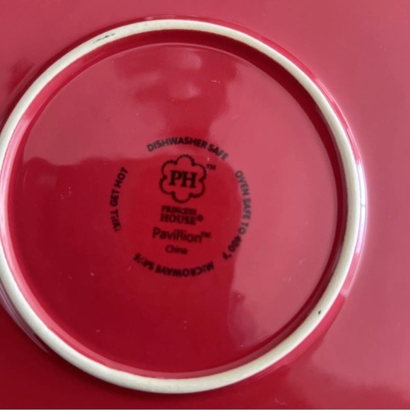 Princess House Set of 4 Pavillion Berry Red 11” Dinner Plates #2229 - Picture 4 of 6